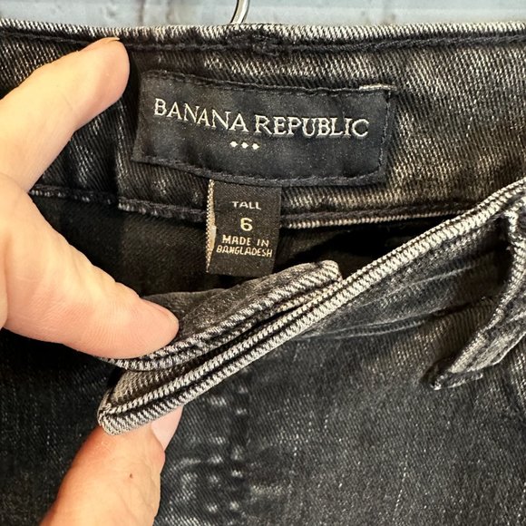 NWT Banana Republic Black Denim Skirt Size 6 Tall - Picture 2 of 3